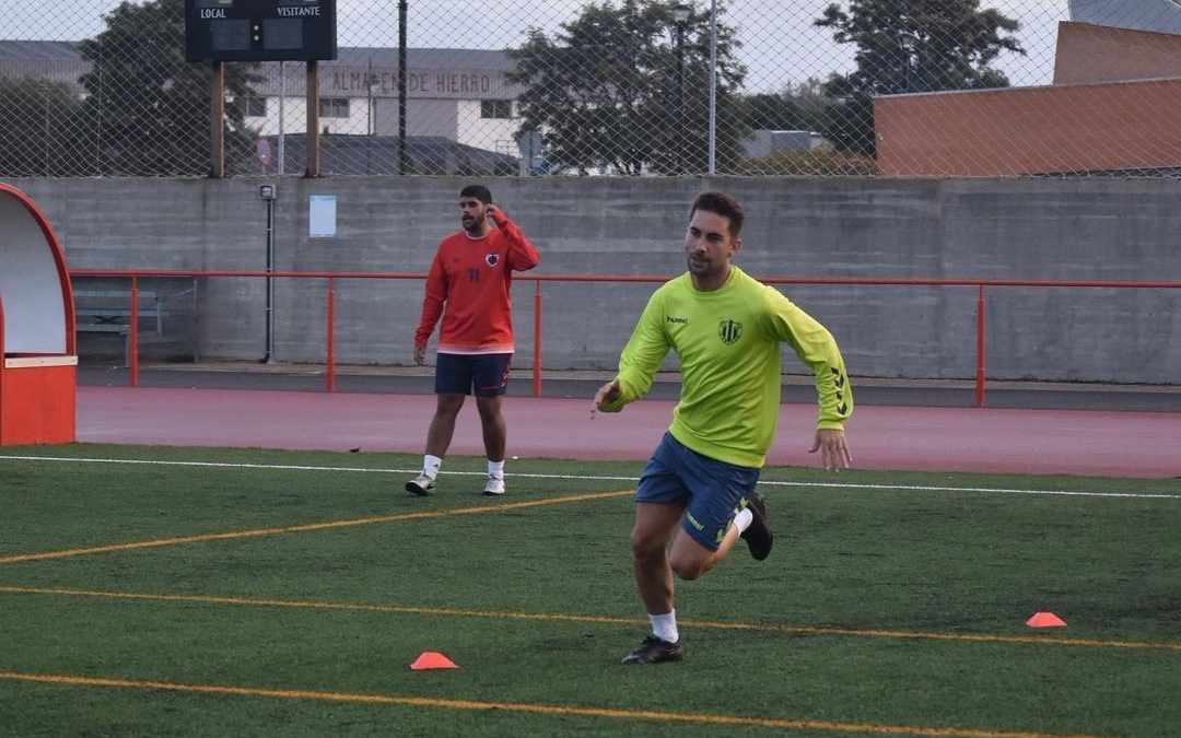 David Novoa seguirá corriendo por la banda del Luis Rodríguez Salvador ...