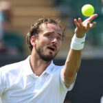 ¡Daniil Medvedev sustituirá a Tsitsipas en la Copa del Rey de Tenis!