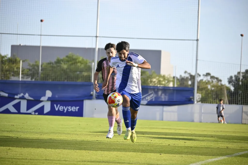 a339cb1c-8235-4cc7-8d91-95f61dfc5251_source-aspect-ratio_1600w_0