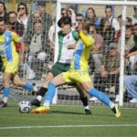 El Isla Cristina supera a la Olímpica en una eliminatoria marcada por la tensión y la incertidumbre (2-2)