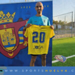 Gorka Iturraspe se mantiene en Huelva y firma por el CD Moguer