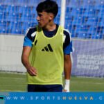 Hugo López e Izaguirre regresan a la convocatoria del Recreativo ante el Xerez