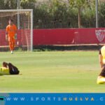 El San Roque de Lepe vuelve a caer en el descuento y se mete en problemas (2-1)